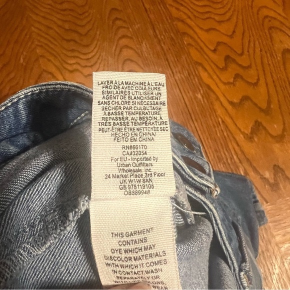 Free People Bridgette Denim Mini Shortie Shorts Sz 29 Button Fly - Picture 8 of 13